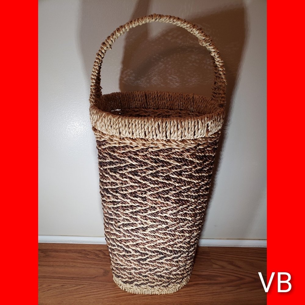 Large Rattan Woven Basket Hamper